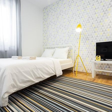 Giallo Apartment - Free Private Parking Novi Sad Exterior photo