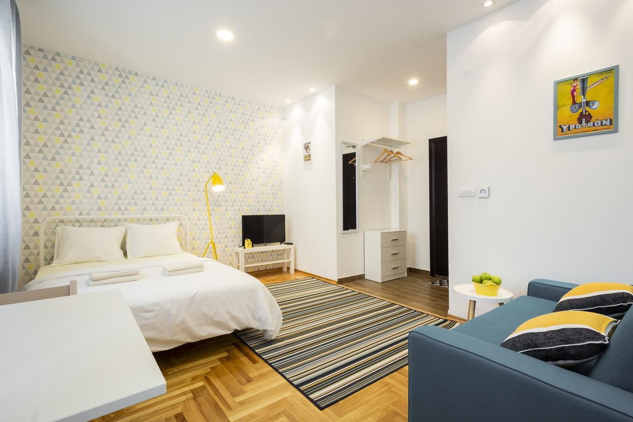 Giallo Apartment - Free Private Parking Novi Sad Exterior photo